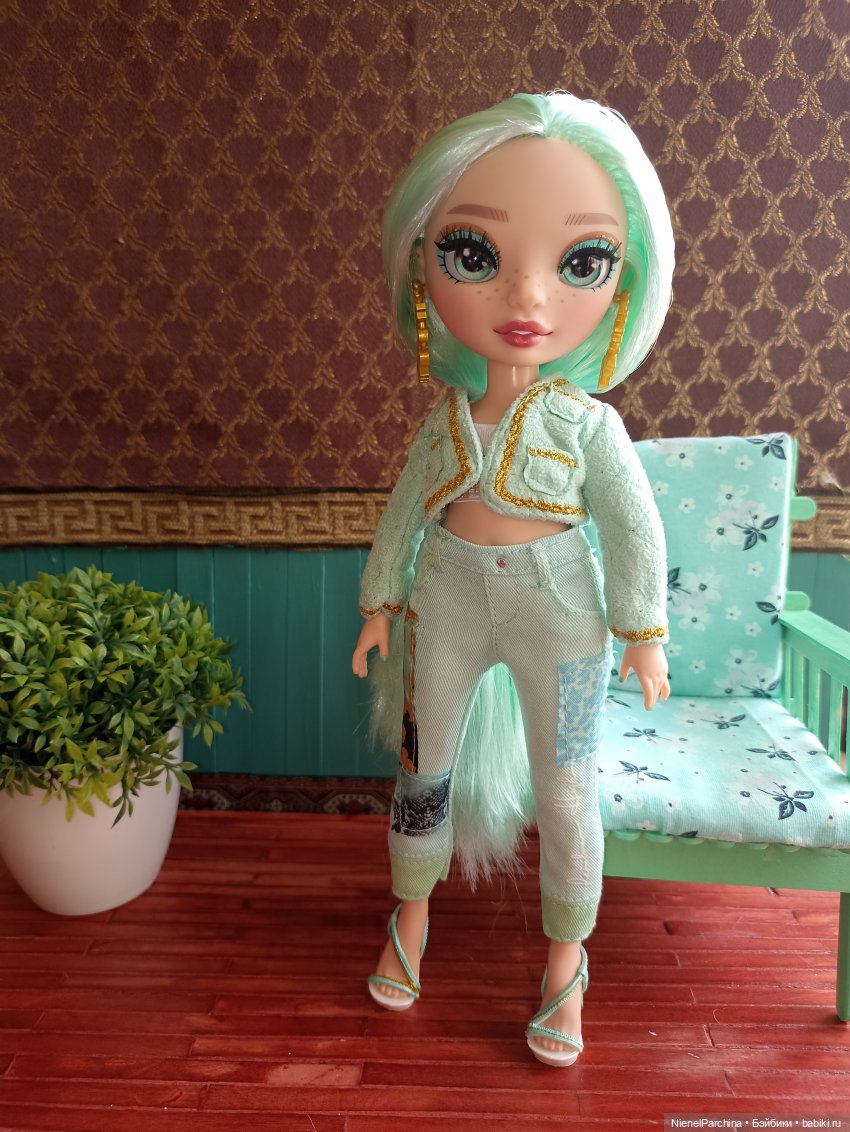 Приехала Дафна Минтон или хвост для русалки | Бэйбики Приехала Дафна Минтон или хвост для русалки