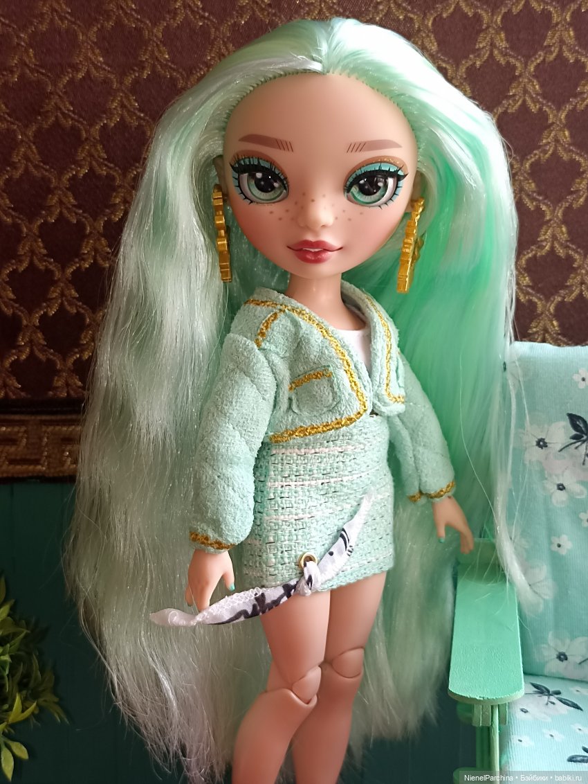 Приехала Дафна Минтон или хвост для русалки | Бэйбики Приехала Дафна Минтон или хвост для русалки