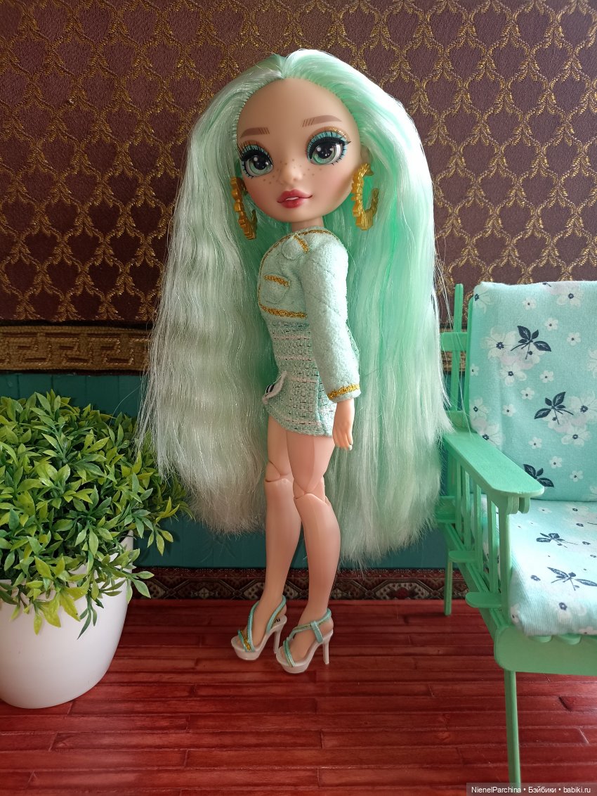 Приехала Дафна Минтон или хвост для русалки | Бэйбики Приехала Дафна Минтон или хвост для русалки