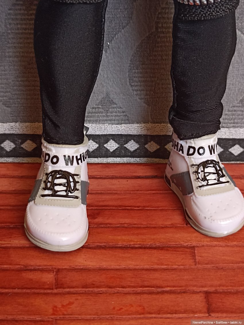 Серебряный Эш | Бэйбики Серебряный Эш — Куклы Rainbow High (Рейнбоу Хай