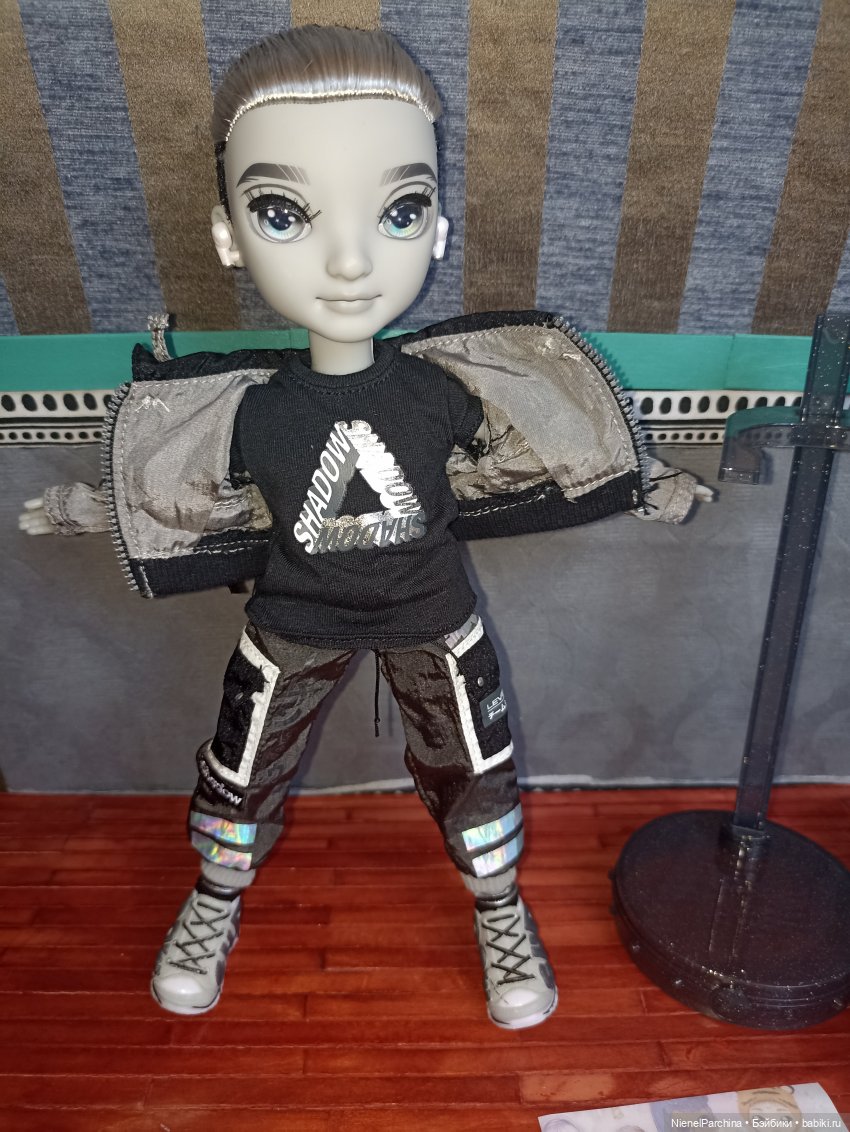 Серебряный Эш | Бэйбики Серебряный Эш — Куклы Rainbow High (Рейнбоу Хай (фото 10)