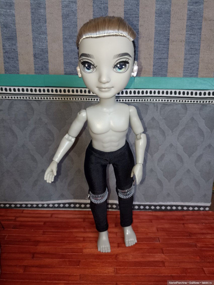 Серебряный Эш | Бэйбики Серебряный Эш — Куклы Rainbow High (Рейнбоу Хай