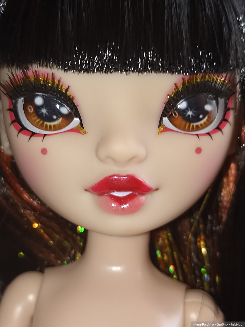 Лили Ченг,радость и непонимание в одном флаконе