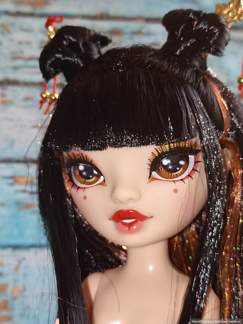 Лили Ченг,радость и непонимание в одном флаконе