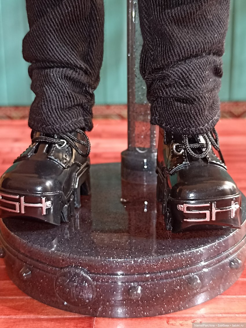 Король — Куклы Rainbow High (Рейнбоу Хай