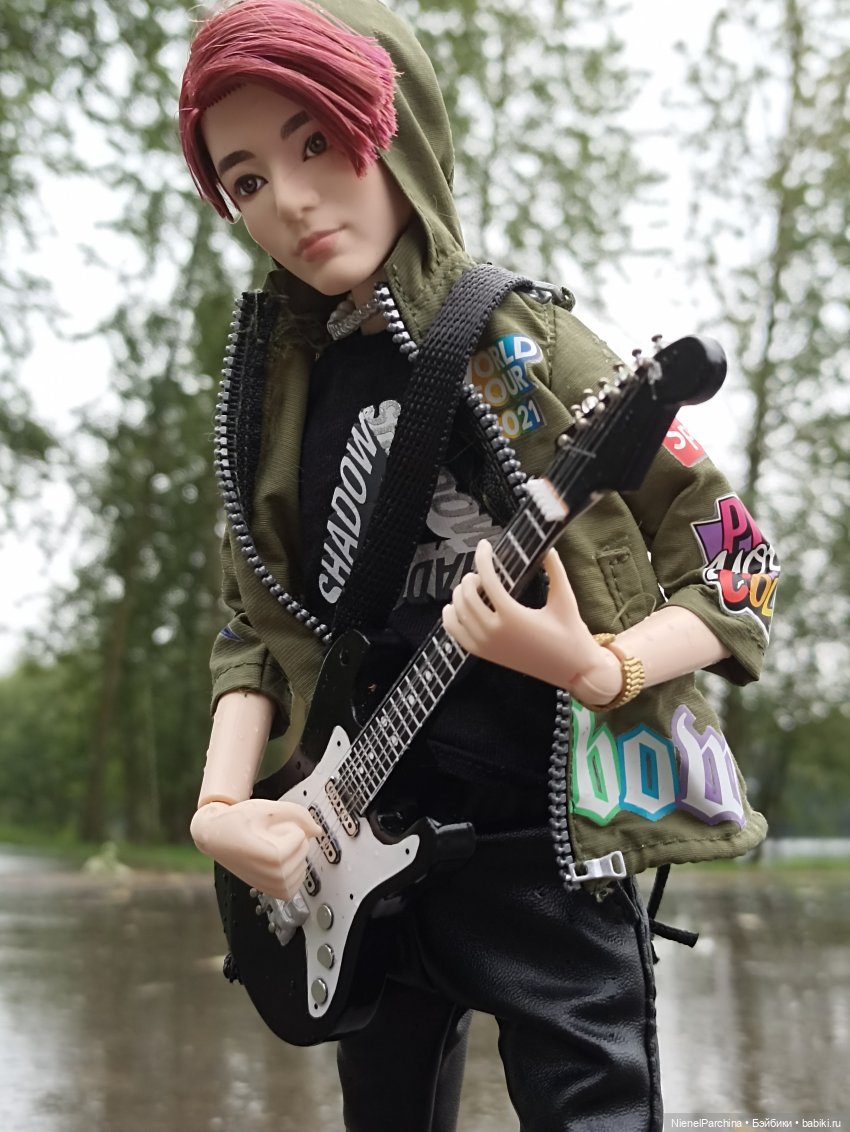 Дебютный клип Джихуна — Куклы и тела Obitsu (Обитсу): 1/6