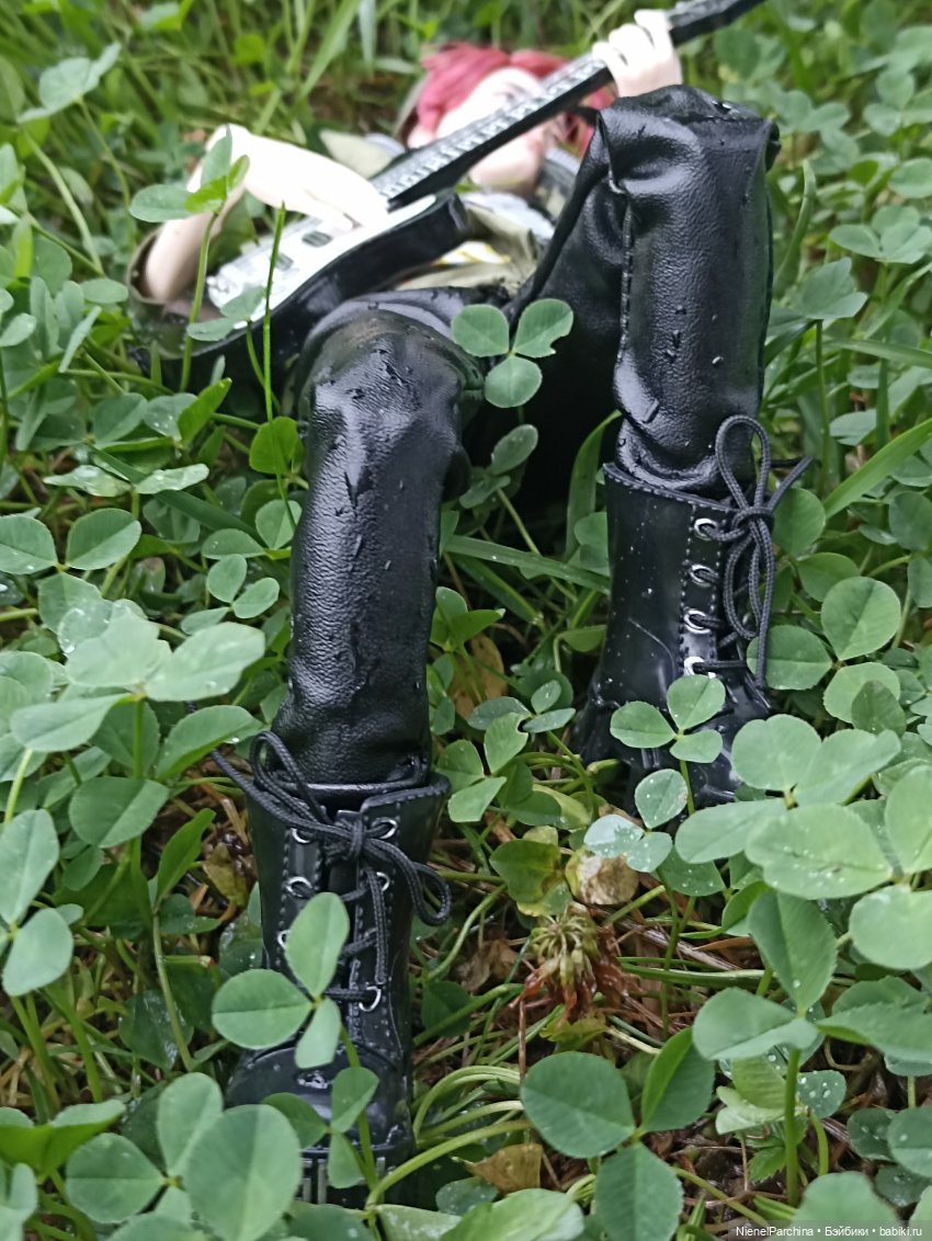 Дебютный клип Джихуна — Куклы и тела Obitsu (Обитсу): 1/6