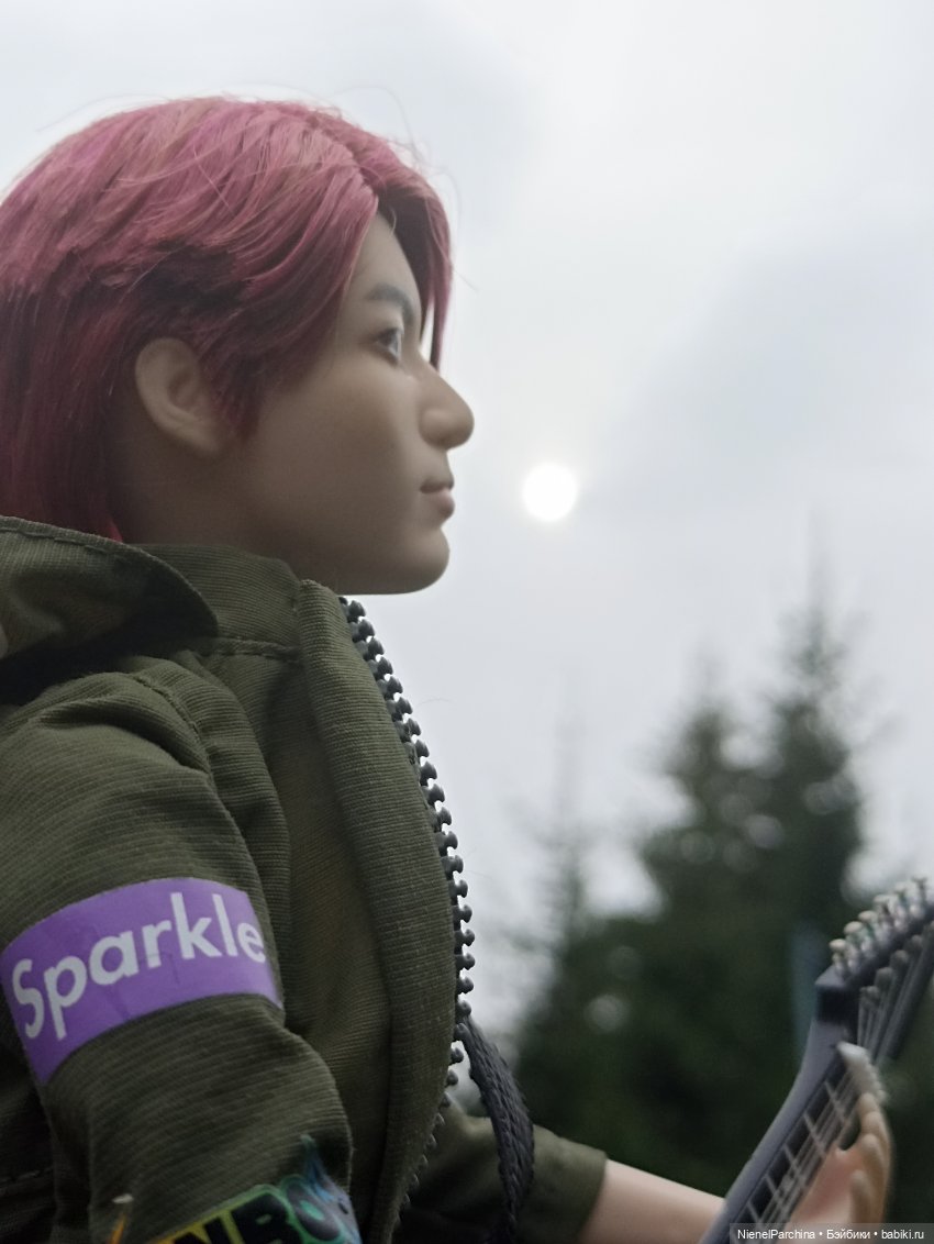 Дебютный клип Джихуна — Куклы и тела Obitsu (Обитсу): 1/6