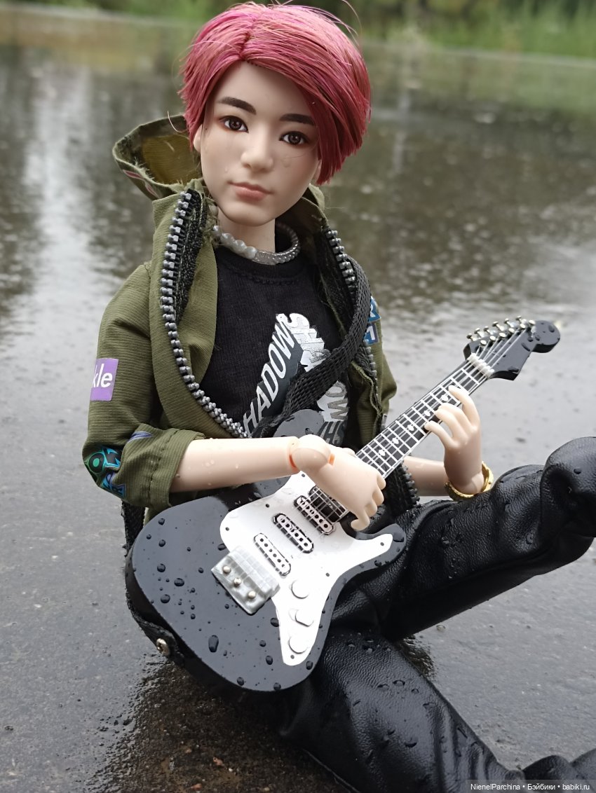 Дебютный клип Джихуна — Куклы и тела Obitsu (Обитсу): 1/6