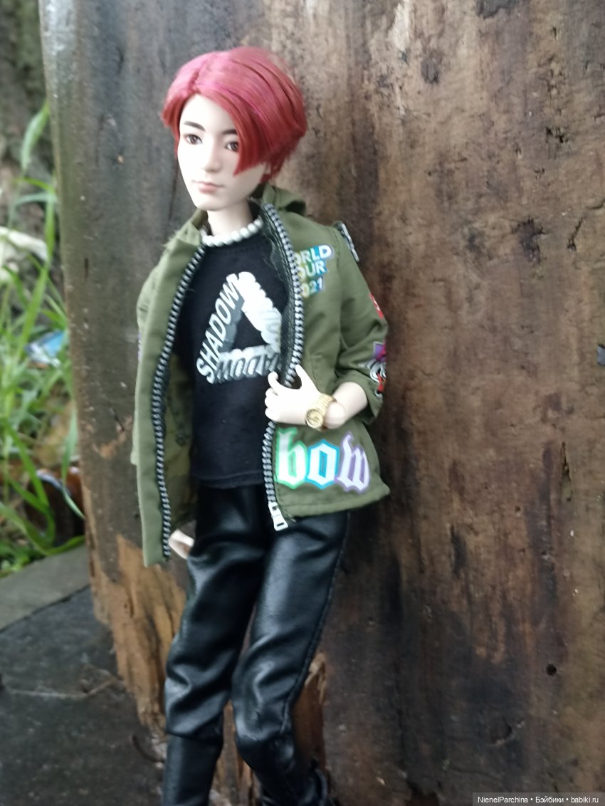 Дебютный клип Джихуна — Куклы и тела Obitsu (Обитсу): 1/6