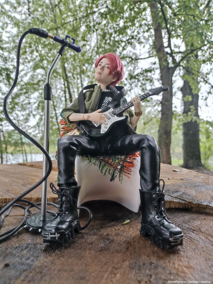 Дебютный клип Джихуна — Куклы и тела Obitsu (Обитсу): 1/6