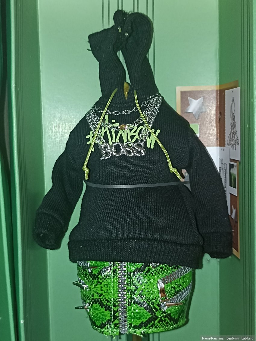 Джейд неоновая готика — Куклы Rainbow High (Рейнбоу Хай (фото 6)