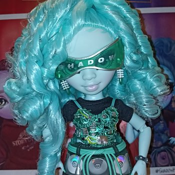 Красотка Берри Скайс или Минусина Гуччифер