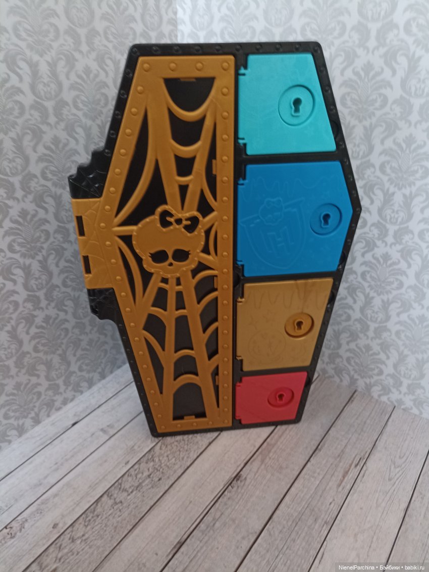 Распаковка Клео Де' Нил — Куклы Monster High и Ever After High: G1 (фото 3)