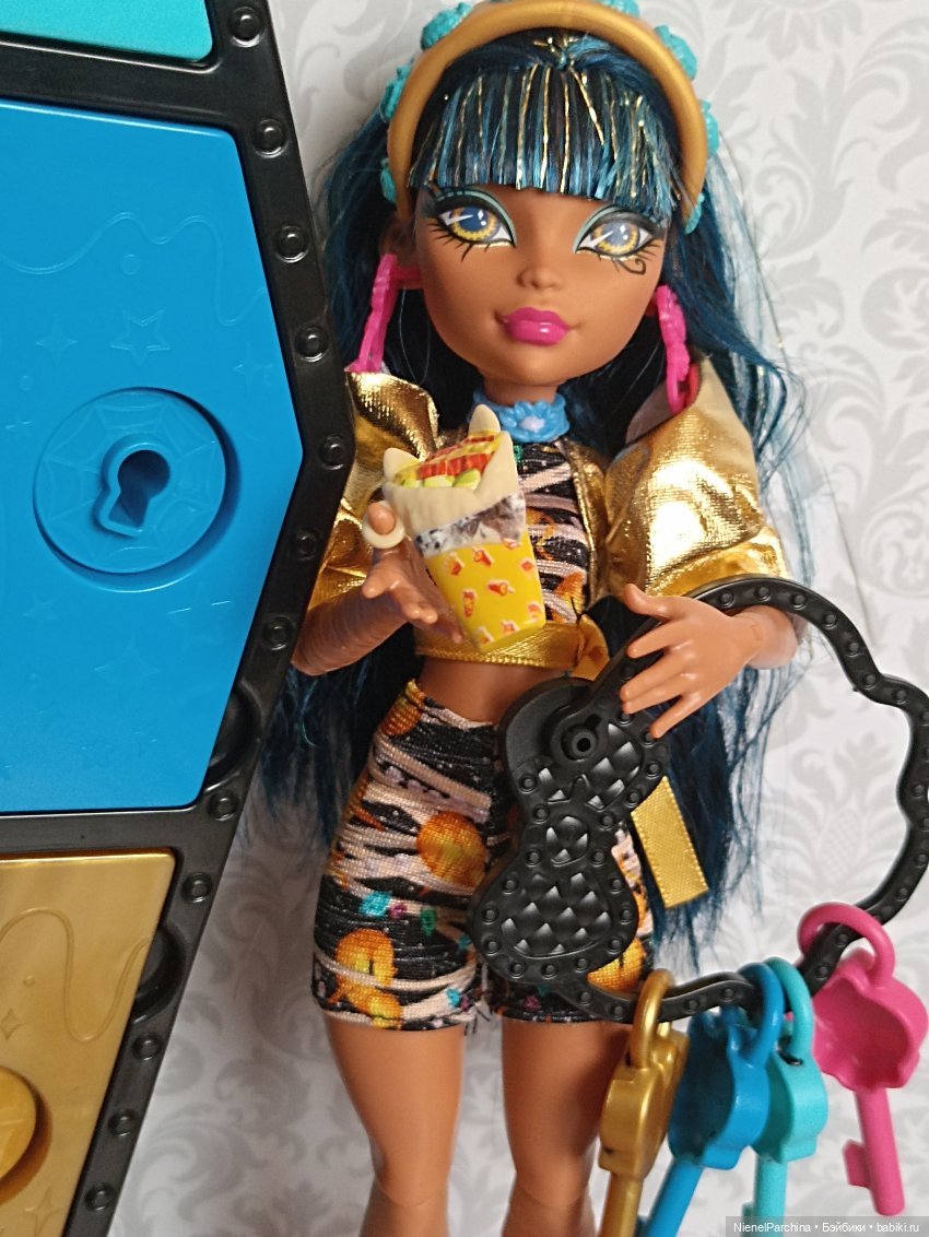 Распаковка Клео Де' Нил — Куклы Monster High и Ever After High: G1