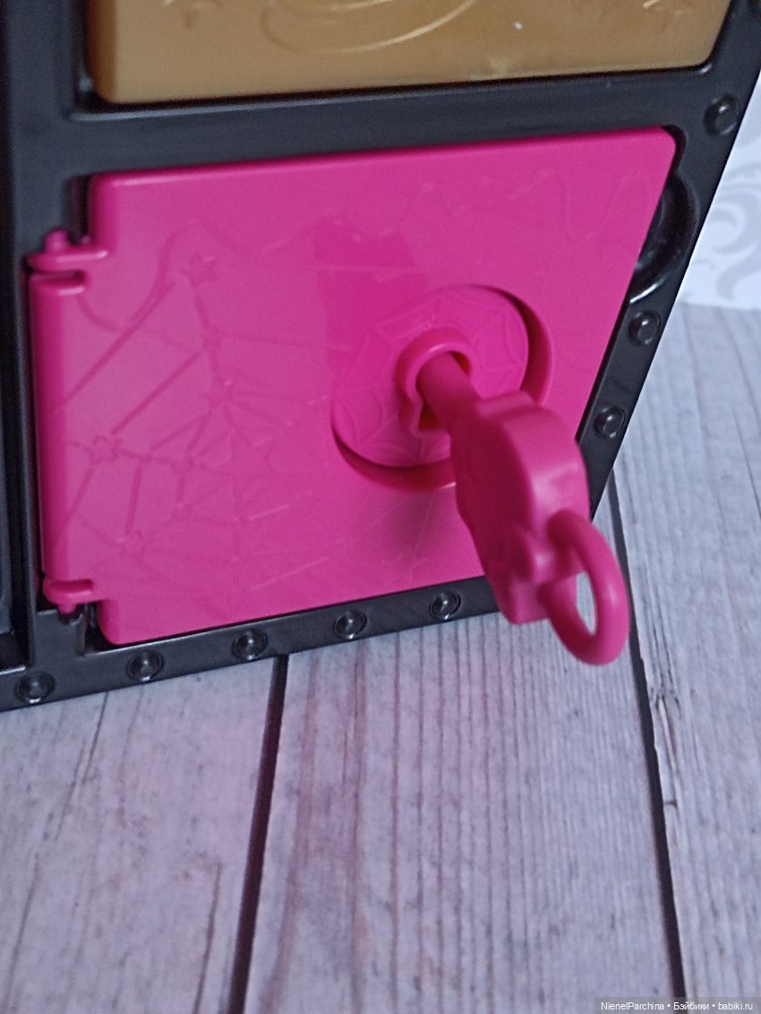 Распаковка Клео Де' Нил — Куклы Monster High и Ever After High: G1