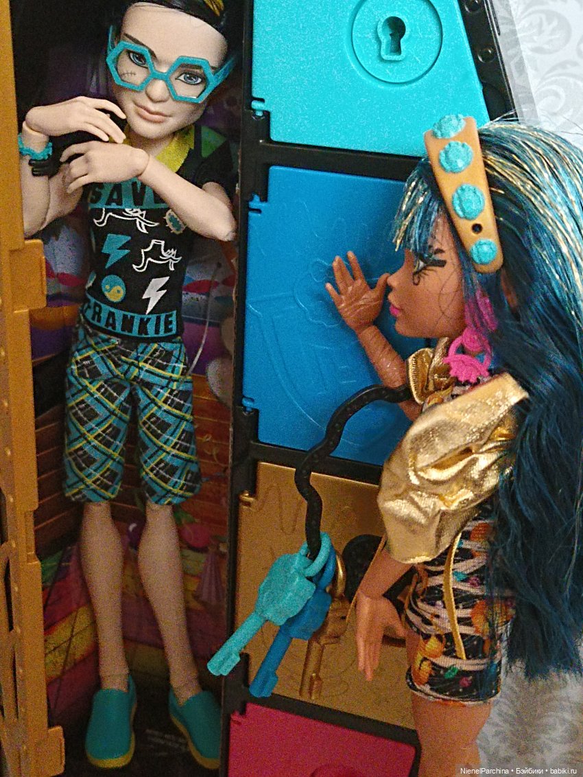 Распаковка Клео Де' Нил — Куклы Monster High и Ever After High: G1