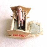 Антикварная маленькая куколка с кроваткой. Германия, Лимбах. Цена за комплект