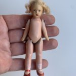 Немецкая керамическая куколка . 10 см