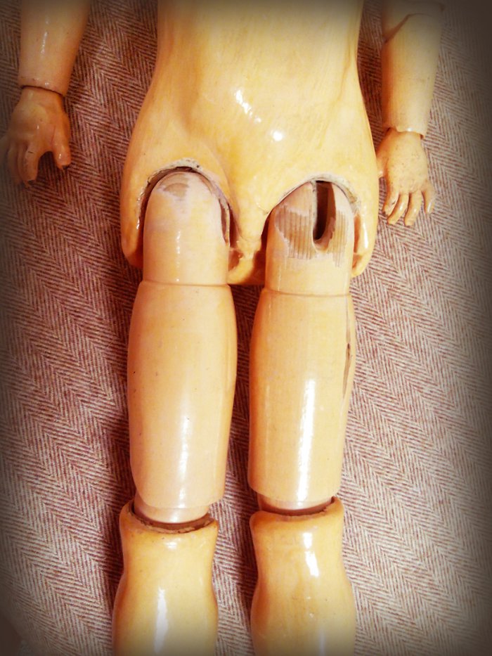 Лечение антикварной куклы Саши (фото 4)