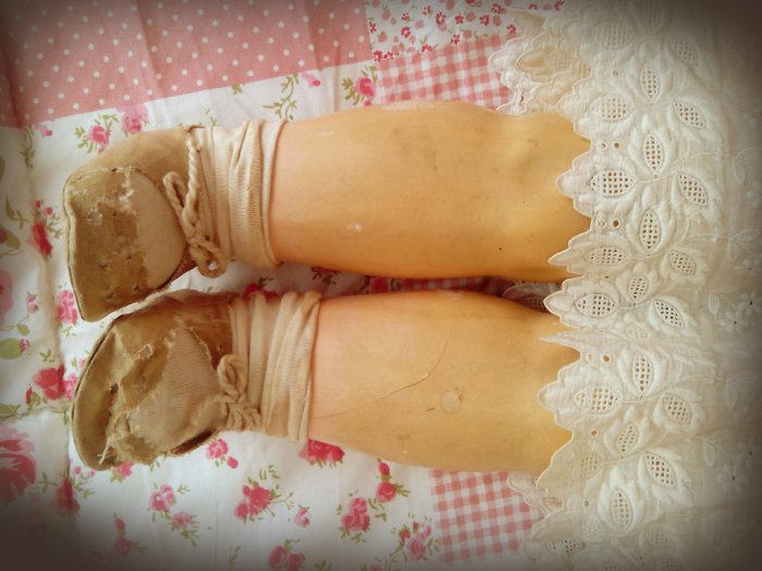 Помогите опознать антикварную куклу (фото 7)