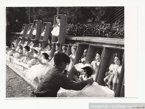 Еще немного репортажа старинных магазинов игрушек и кукол