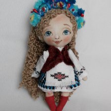 Мини-куколки в национальных костюмах -  автор Людмила Лебедюк