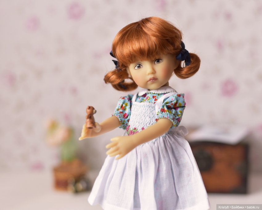 Robin (Monday's Child) Boneka (фото 6)