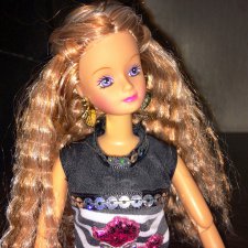 Яркие и бюджетные девчонки Susy