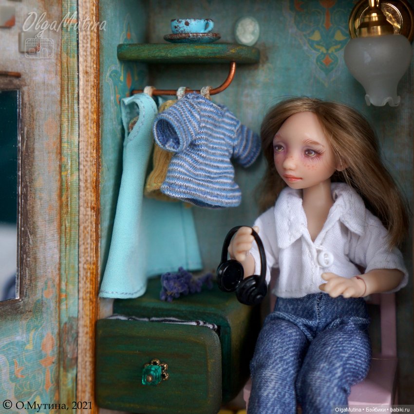 Olga Mutina — Домик-переноска в форме книжки