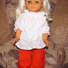 Помогите пожалуйста опознать красотку