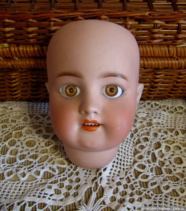 Прогулка в саду — Редкие антикварные куклы и реплики: воск