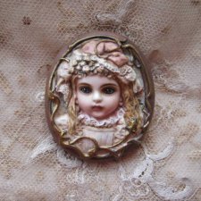 Бижутерия из кукол