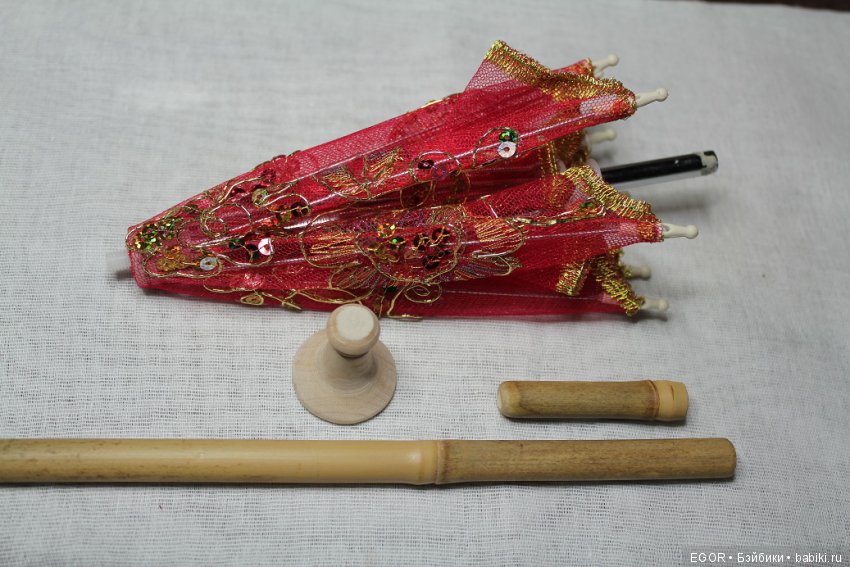 Зачем рыбе зонтик? Надо — Как сделать аксессуары для кукол: сумки (фото 5)