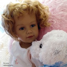 Дэничка приехала домой