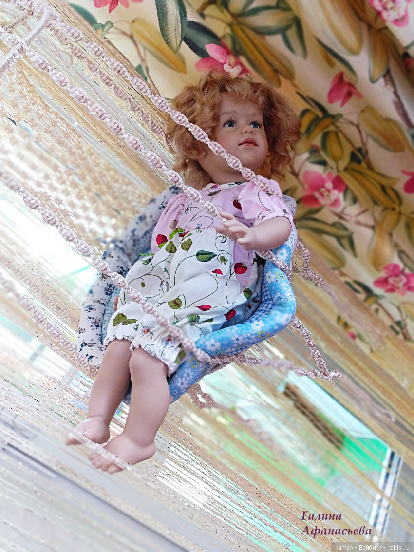 Ягодки-цветочки ... и новая качелька... Летняя история с куклами фабрики TOYSE CE ISPAN и Сиссель Скилле