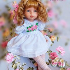 Показ причёсок в новом платьице из шёлка... с куколкой фирмы TOYSE CE ISPAN