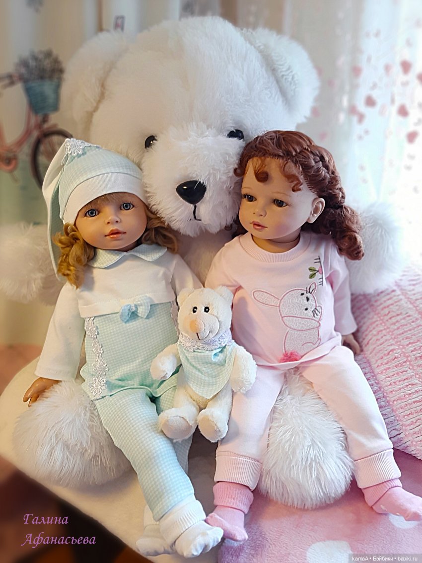 Пижамная фотосессия двух красавиц... (куклы TOYSE CE ISPAN)