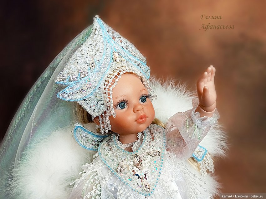 Моя костюмированная коллекция (часть 12 - крылышки и Снегурочки)