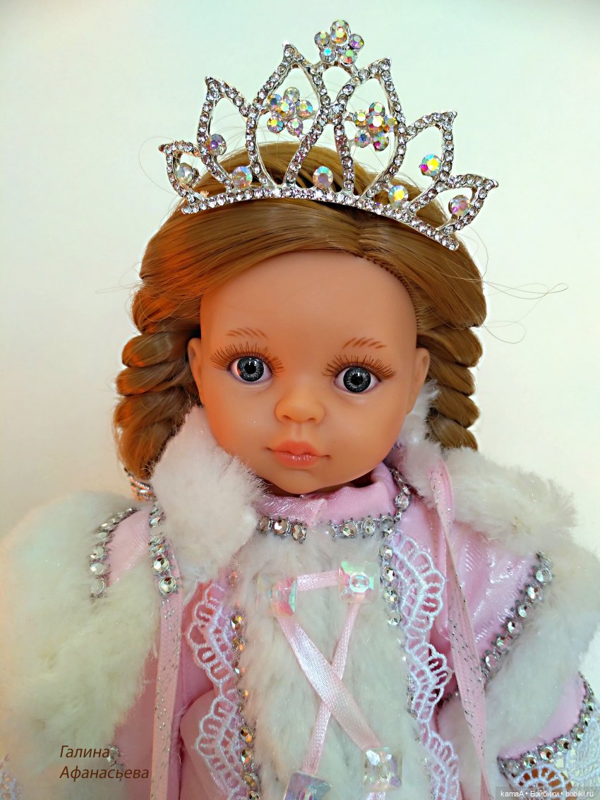 Моя костюмированная коллекция (часть 12 - крылышки и Снегурочки)