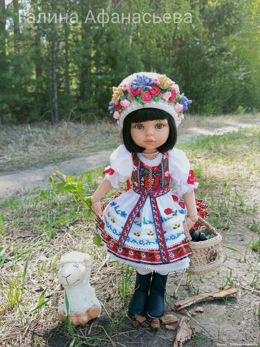 Венгерский наряд для Изумрудика