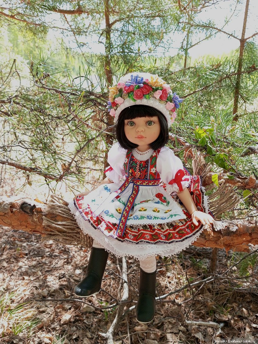 Венгерский наряд для Изумрудика