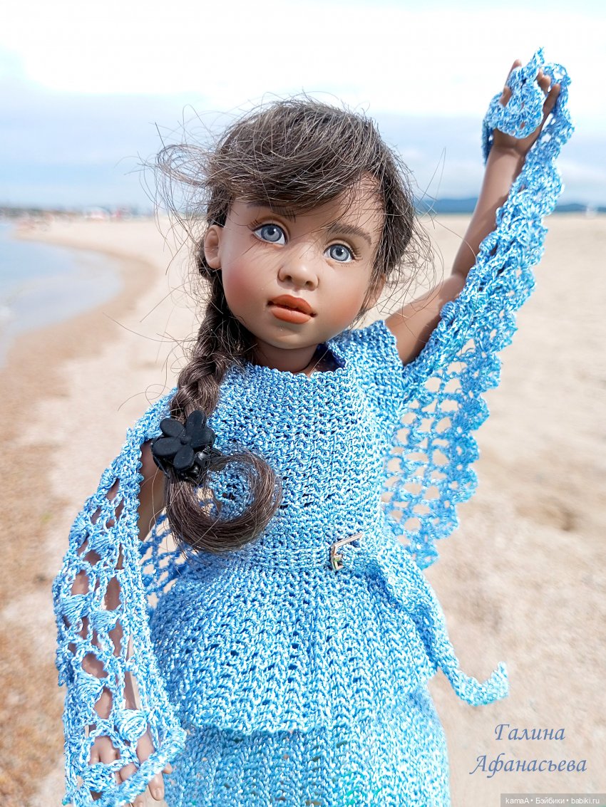 Кукла Хелен Киш и французский народный костюм