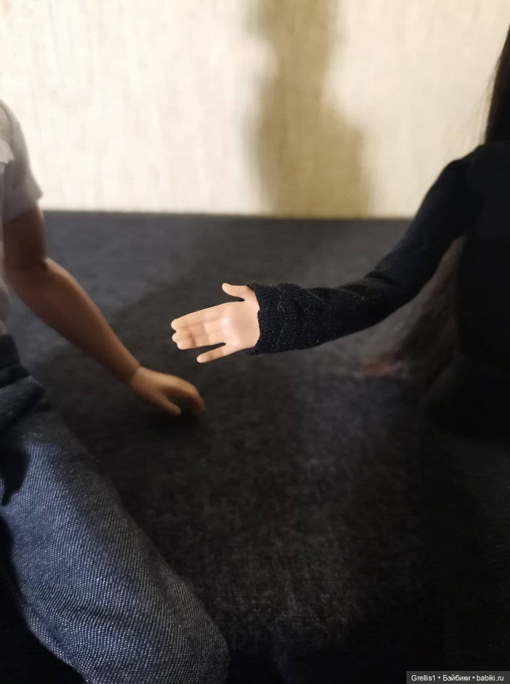 Перемирие. Сёстры Ч — Кукольные фотоистории и сериалы: комиксы