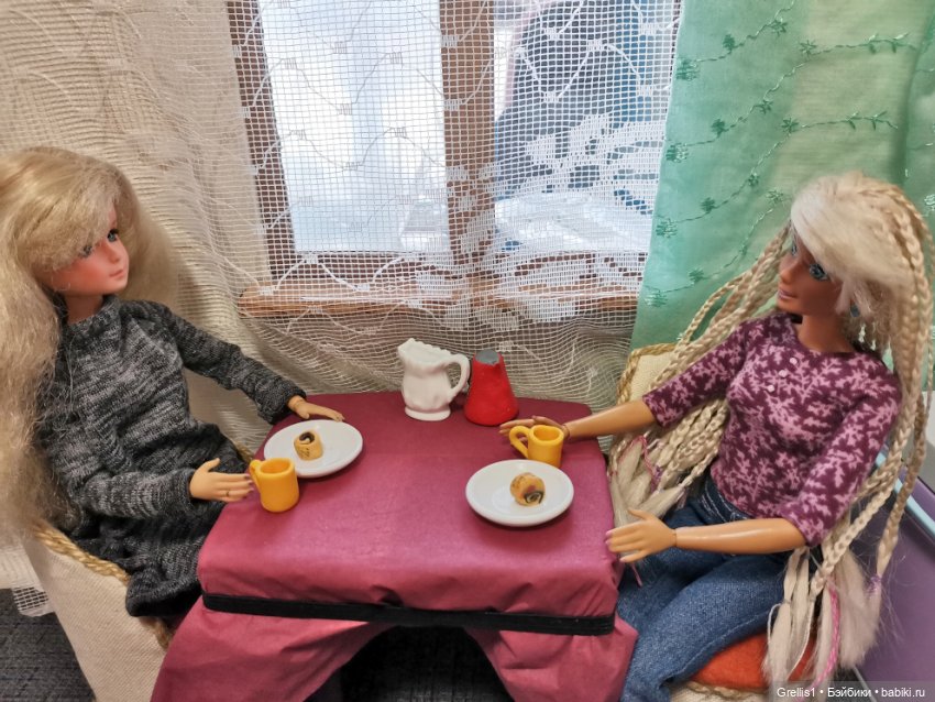 Сёстры Ч — Кукольные фотоистории и сериалы: комиксы