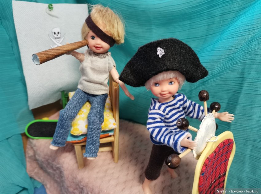 Пираты Квартирного моря: На краю кровати | Бэйбики Пираты Квартирного моря: На краю кровати