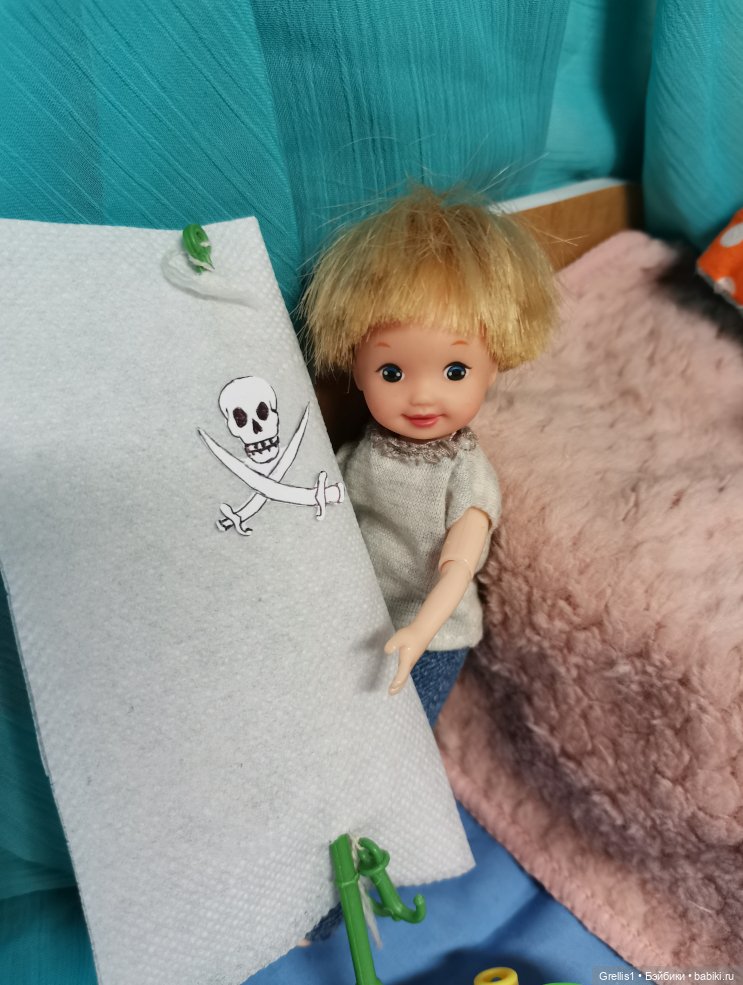 Пираты Квартирного моря: На краю кровати | Бэйбики Пираты Квартирного моря: На краю кровати