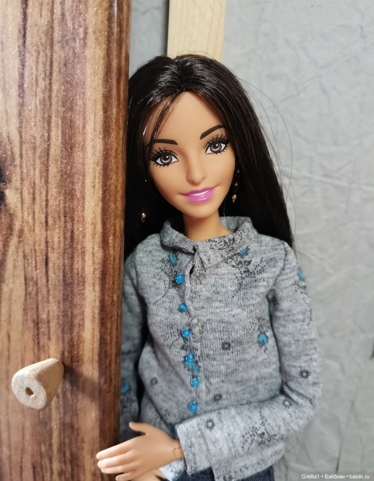 Две девицы под окном... Сёстры Ч