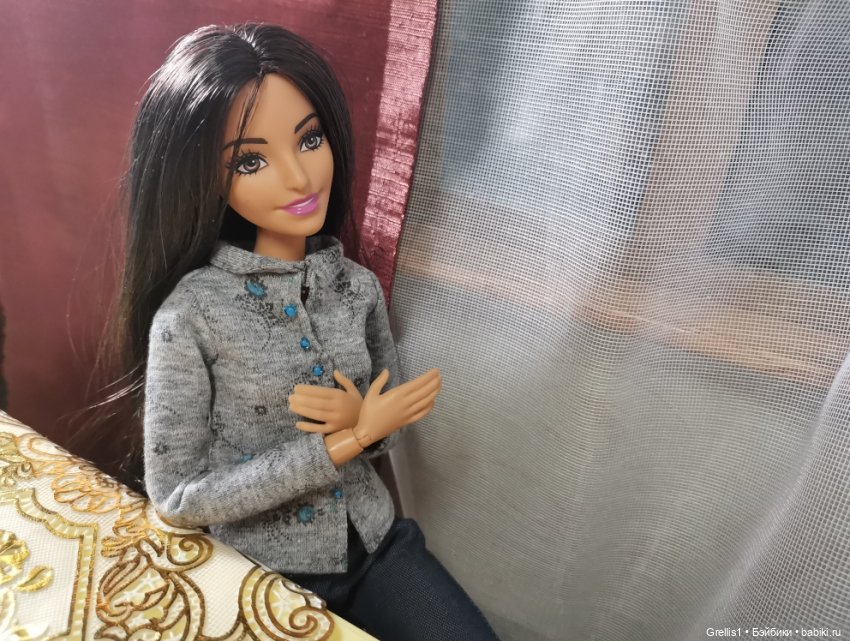 Две девицы под окном... Сёстры Ч