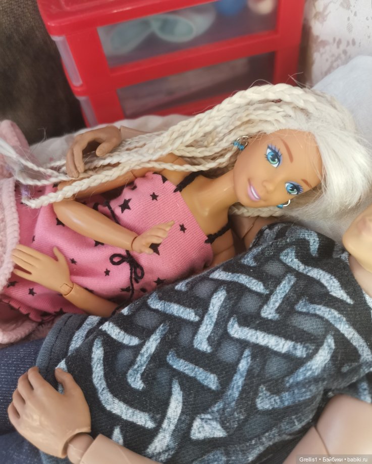 Тест. Сёстры Ч — Кукольные фотоистории и сериалы: комиксы